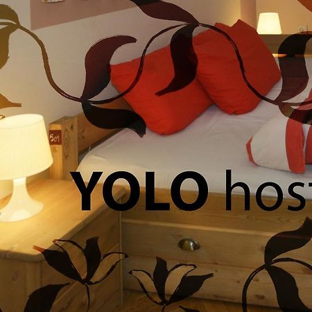Yolo Hostel Budapest Esterno foto