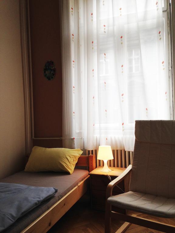 Yolo Hostel Budapest Camera foto